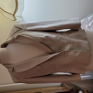 White / Black House tan blend peplum blazaar size 14 with tags